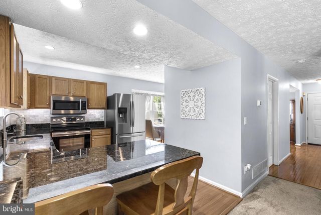 3216 ART HALL LN, Pasadena, MD 21122