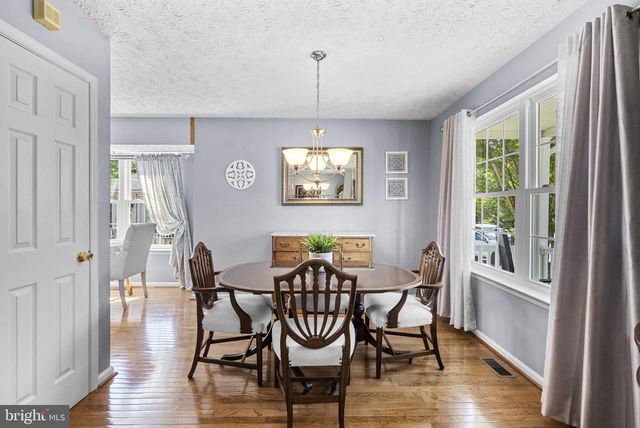 3216 ART HALL LN, Pasadena, MD 21122