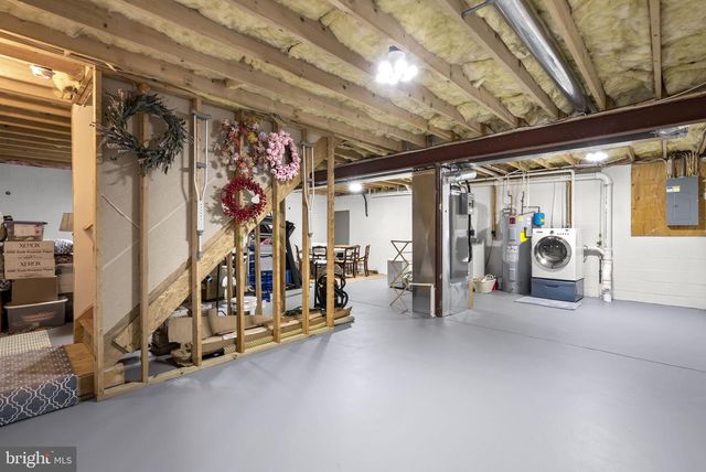 3216 ART HALL LN, Pasadena, MD 21122
