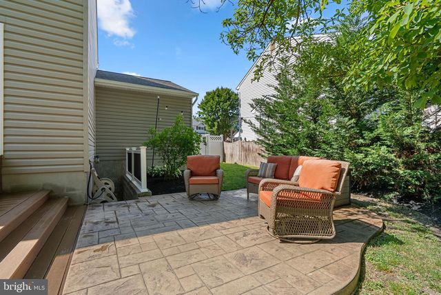3216 ART HALL LN, Pasadena, MD 21122