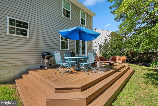 3216 ART HALL LN, Pasadena, MD 21122