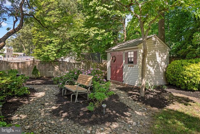 3216 ART HALL LN, Pasadena, MD 21122