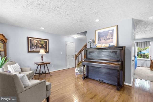 3216 ART HALL LN, Pasadena, MD 21122