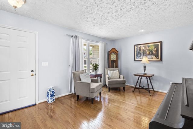3216 ART HALL LN, Pasadena, MD 21122