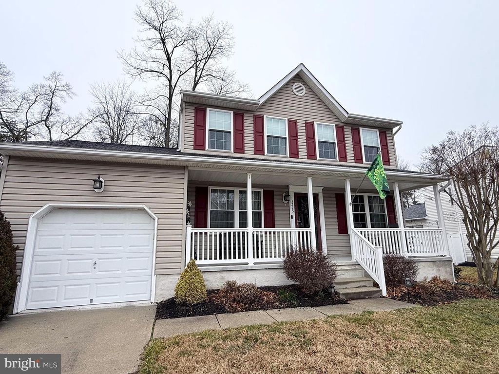 3216 ART HALL LN, Pasadena, MD 21122