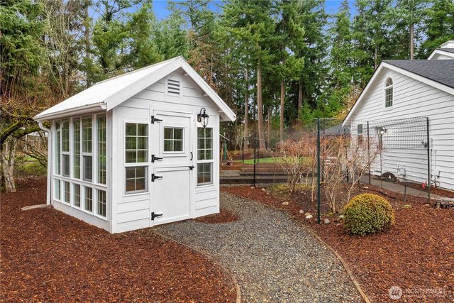 15511 133rd Avenue E, Puyallup, WA 98374