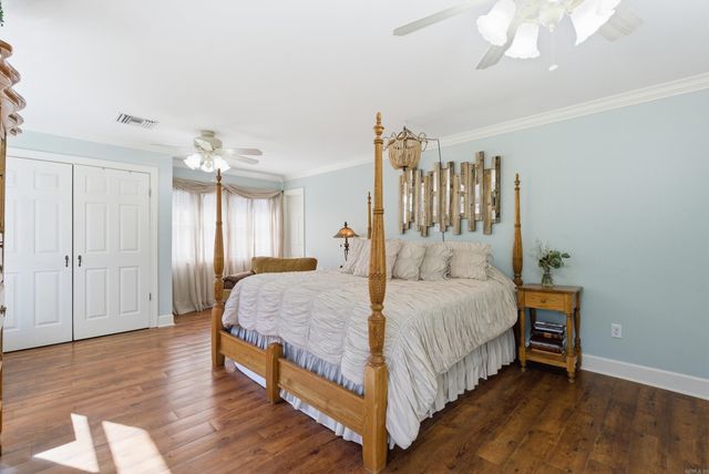 6 Sherwood Drive, Conway, AR 72034