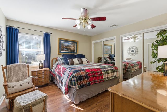 6 Sherwood Drive, Conway, AR 72034