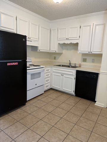 940 E Main St, Gallatin, TN 37066