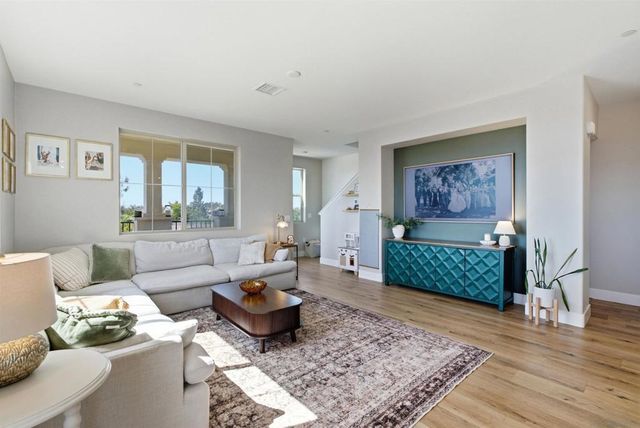 1525 Fig Tree Way, Oceanside, CA 92056