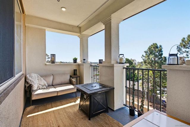 1525 Fig Tree Way, Oceanside, CA 92056