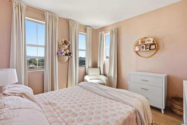 1525 Fig Tree Way, Oceanside, CA 92056