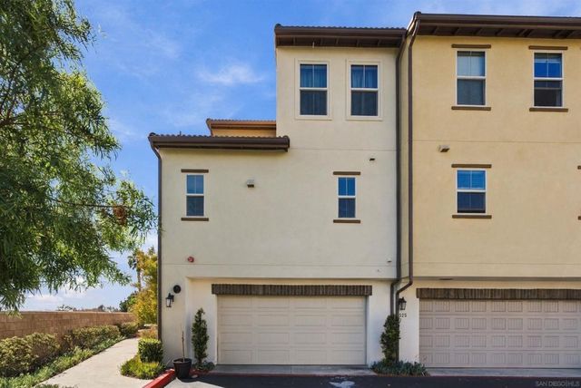 1525 Fig Tree Way, Oceanside, CA 92056