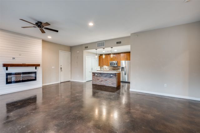 2608 Museum Way 3201, Fort Worth, TX 76107