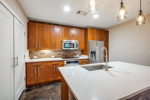 2608 Museum Way 3201, Fort Worth, TX 76107