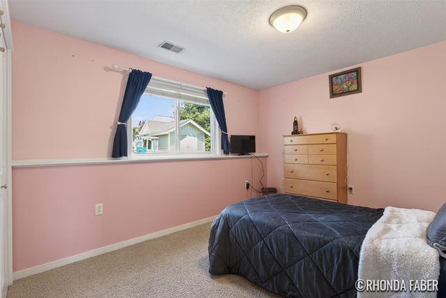 3933 Spruce Lane, Holland, MI 49424
