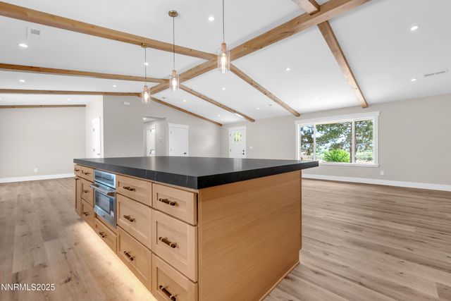 160 Shetland Circle, Reno, NV 89508