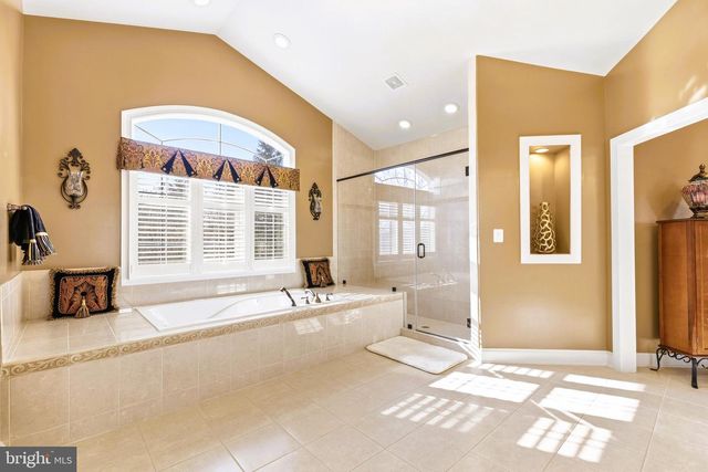 19606 BELLINGHAM LN, Leesburg, VA 20175