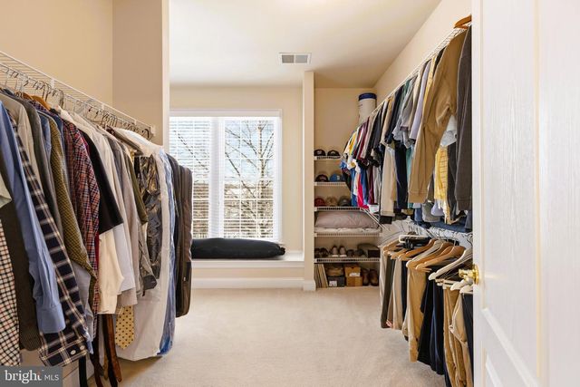 19606 BELLINGHAM LN, Leesburg, VA 20175