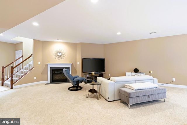 19606 BELLINGHAM LN, Leesburg, VA 20175