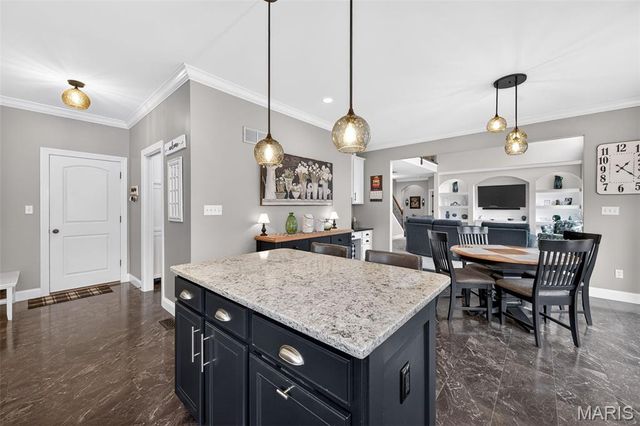 729 Tuscan Valley Court, Manchester, MO 63021