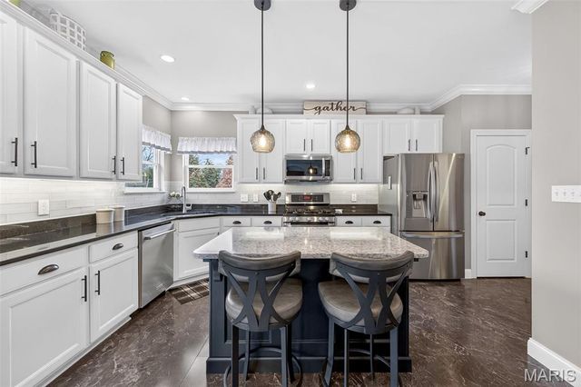 729 Tuscan Valley Court, Manchester, MO 63021