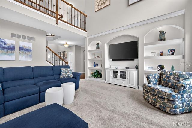 729 Tuscan Valley Court, Manchester, MO 63021