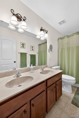 729 Tuscan Valley Court, Manchester, MO 63021