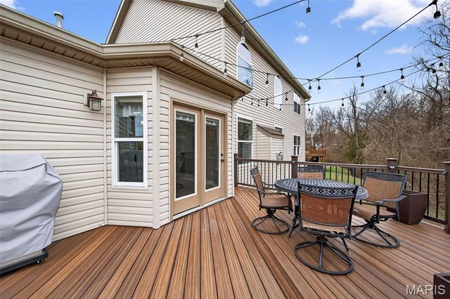 729 Tuscan Valley Court, Manchester, MO 63021