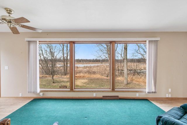 N6333 Suburban Heights Road, Pardeeville, WI 53954