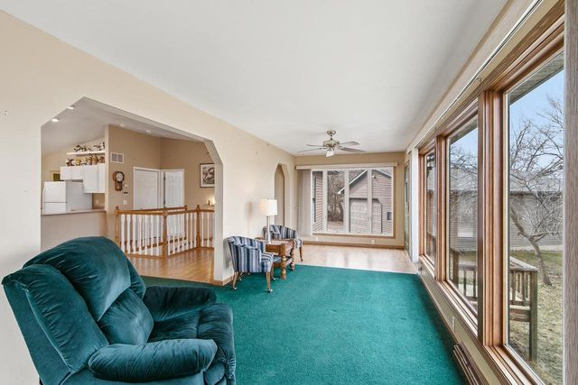 N6333 Suburban Heights Road, Pardeeville, WI 53954