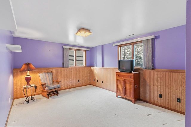 N6333 Suburban Heights Road, Pardeeville, WI 53954