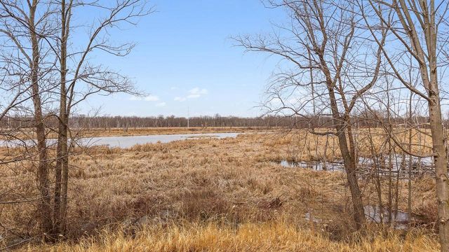 N6333 Suburban Heights Road, Pardeeville, WI 53954