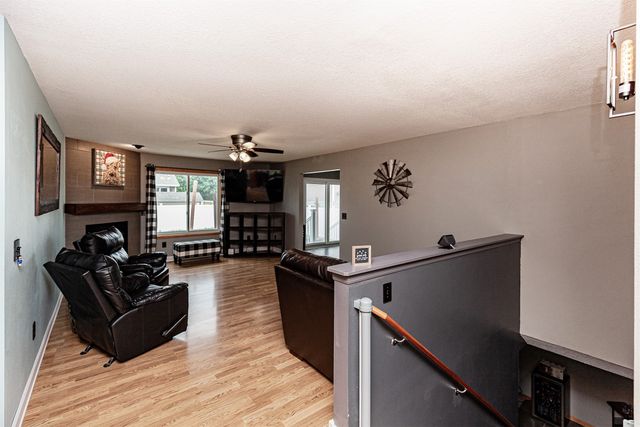 308 2nd Street NW, Bondurant, IA 50035