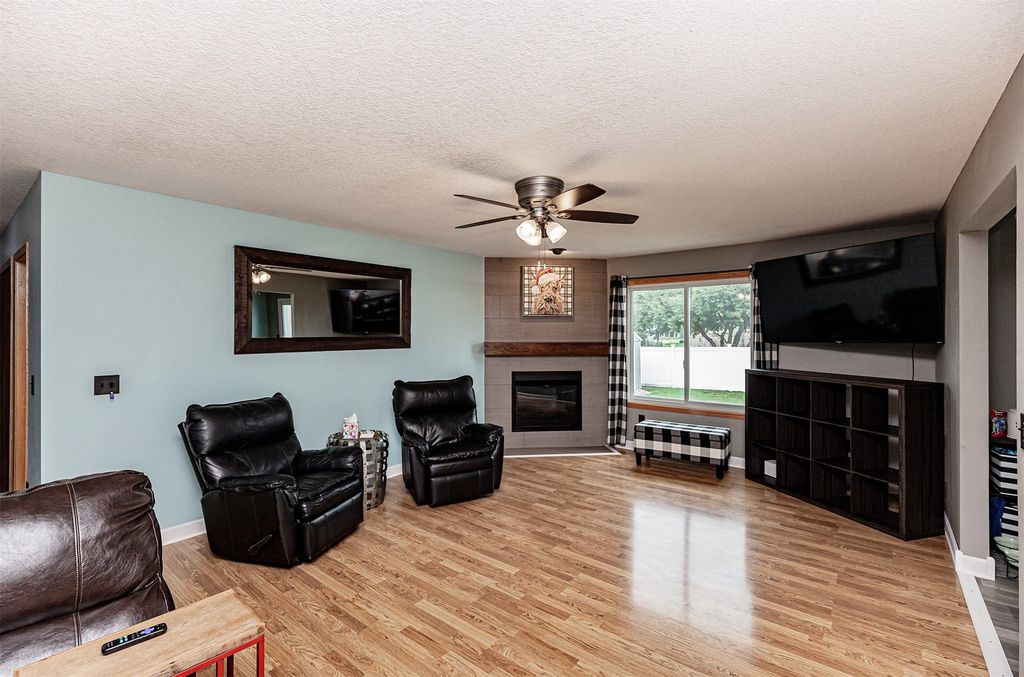 308 2nd Street NW, Bondurant, IA 50035