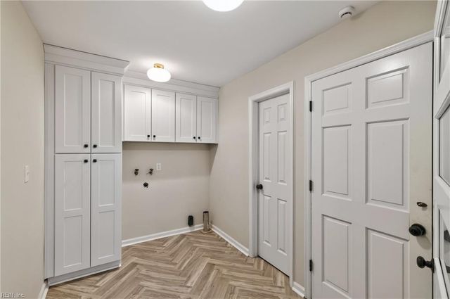 401 Piney Point RD, Yorktown, VA 23692