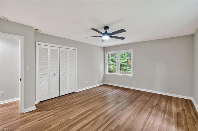 401 Piney Point RD, Yorktown, VA 23692