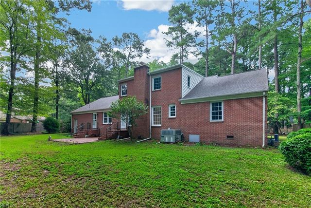 401 Piney Point RD, Yorktown, VA 23692