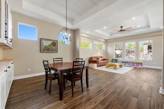 290 Grafton LN, Austin, TX 78737