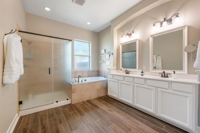 290 Grafton LN, Austin, TX 78737