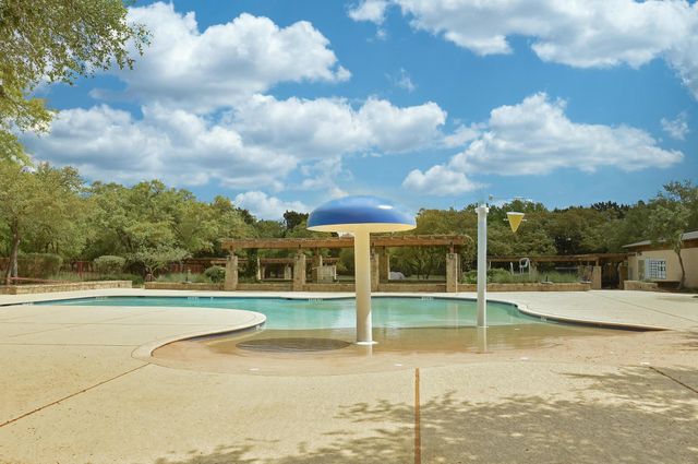 290 Grafton LN, Austin, TX 78737