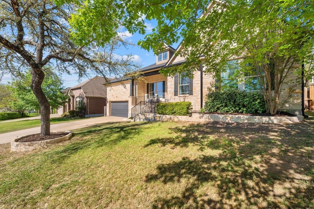 290 Grafton LN, Austin, TX 78737