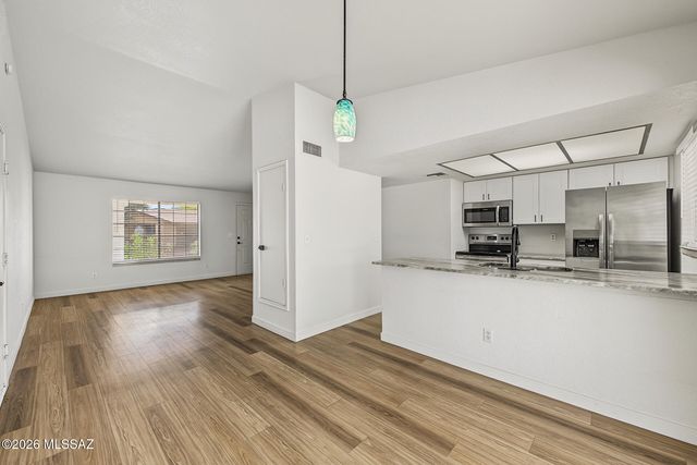 401 S Stoner Avenue, Tucson, AZ 85748