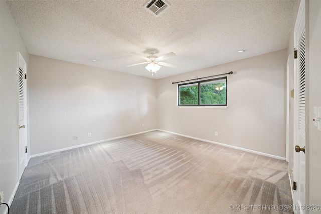 7058 E 52 Place, Tulsa, OK 74145