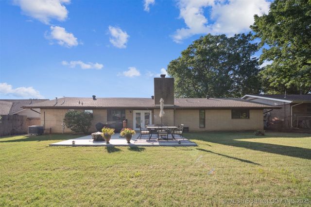 7058 E 52 Place, Tulsa, OK 74145