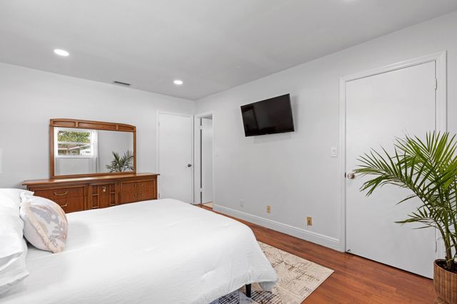 324 Sandpiper Avenue, Royal Palm Beach, FL 33411