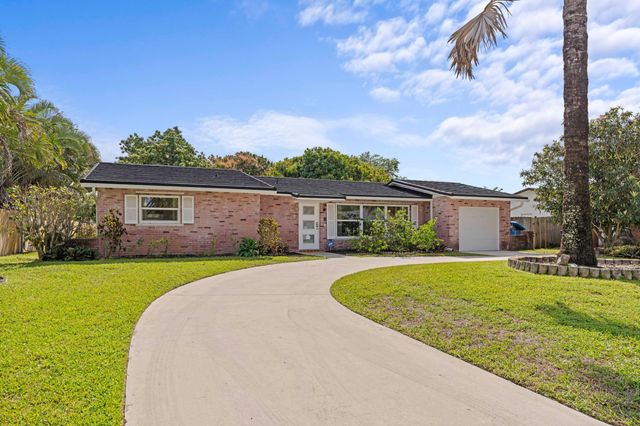 324 Sandpiper Avenue, Royal Palm Beach, FL 33411