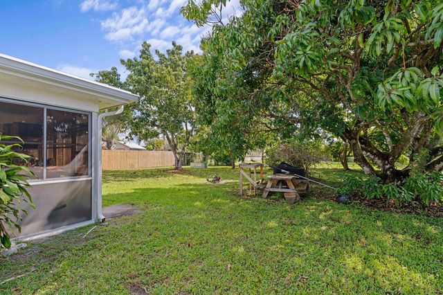 324 Sandpiper Avenue, Royal Palm Beach, FL 33411