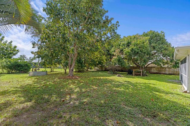 324 Sandpiper Avenue, Royal Palm Beach, FL 33411