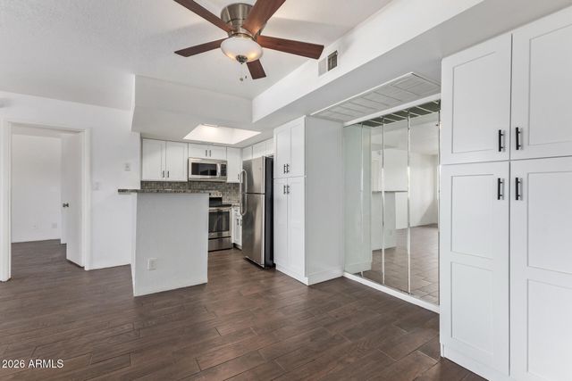 3601 W TIERRA BUENA Lane 271, Phoenix, AZ 85053